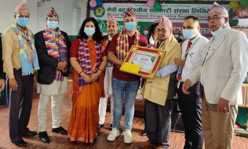 उप्रेतीलाई मेची सहकारीको सम्मान